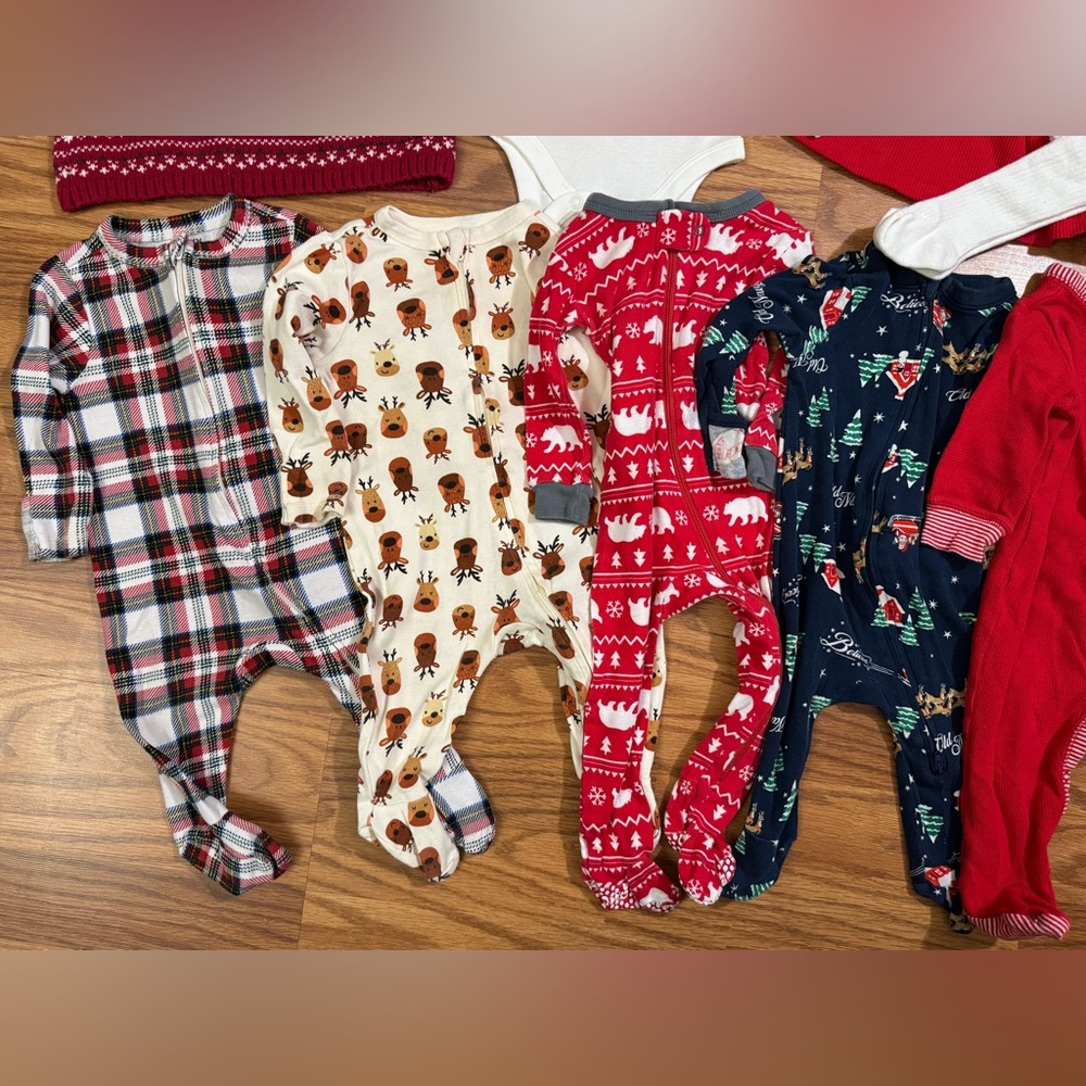Old Navy Carter's Christmas Dress Reindeer Santa Snowman Bears Footie Pjs - Picture 6 of 8